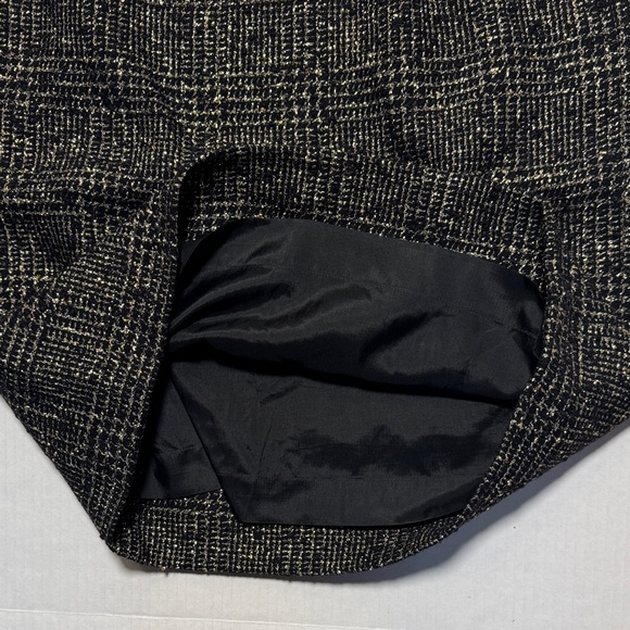 GIVENCHY Vintage Nouvelle Boutique Black Gold Metallic Thread Tweed Skirt Size S - Picture 8 of 10